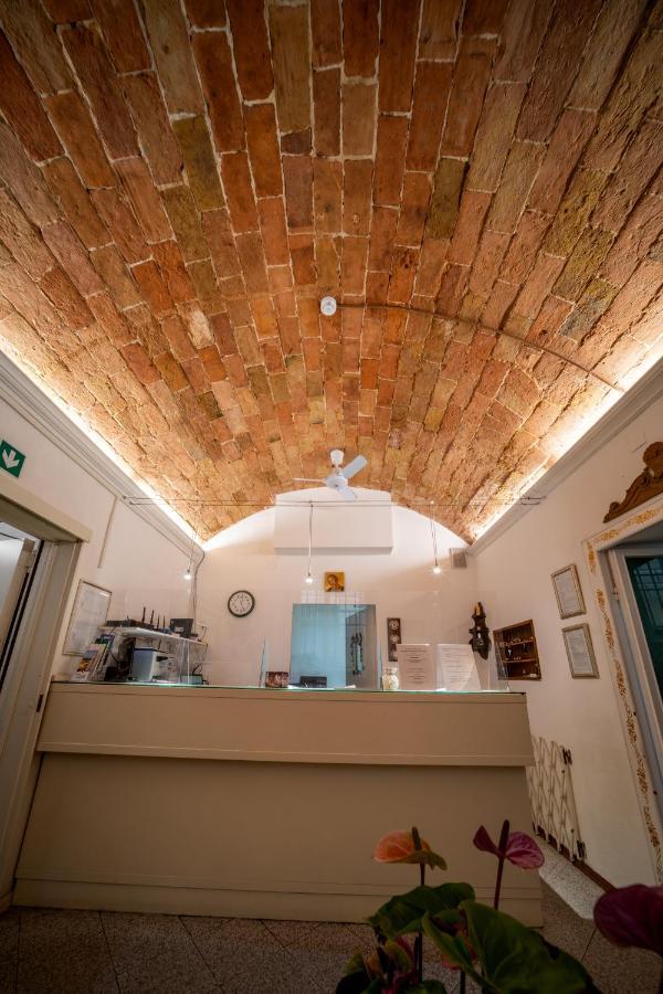 Albergo Tre Donzelle Sienne Extérieur photo