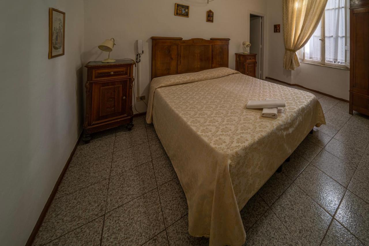 Albergo Tre Donzelle Sienne Extérieur photo