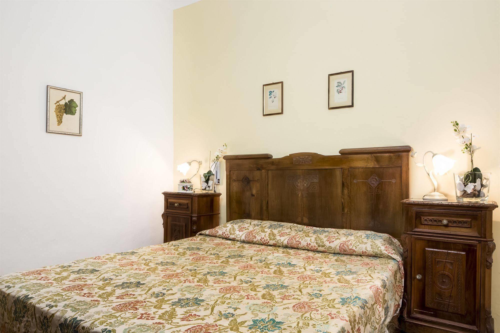 Albergo Tre Donzelle Sienne Extérieur photo