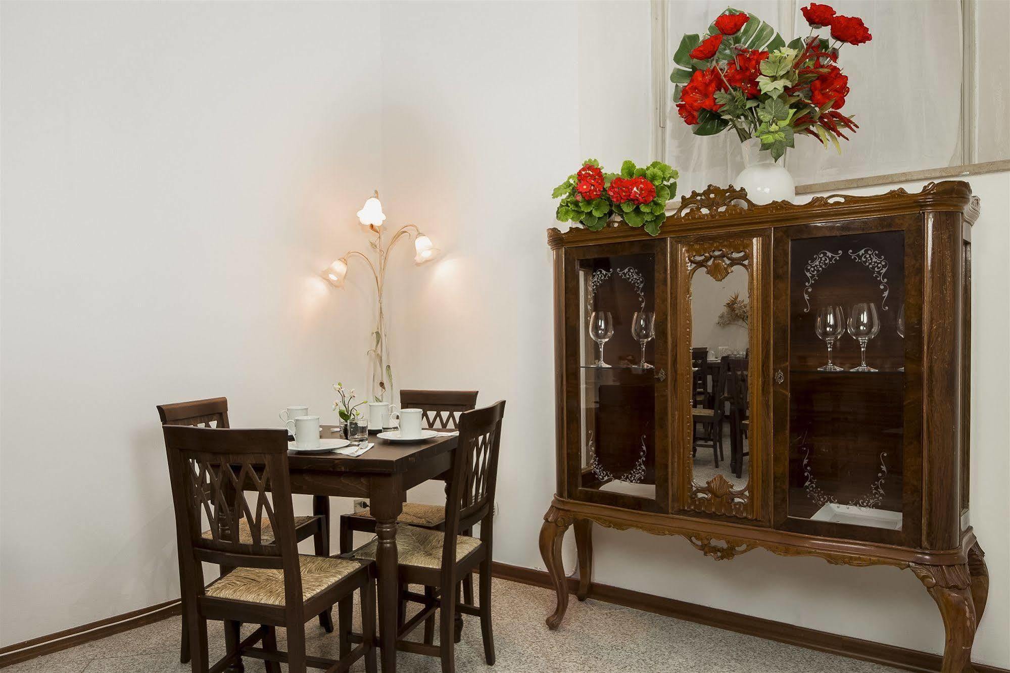 Albergo Tre Donzelle Sienne Extérieur photo